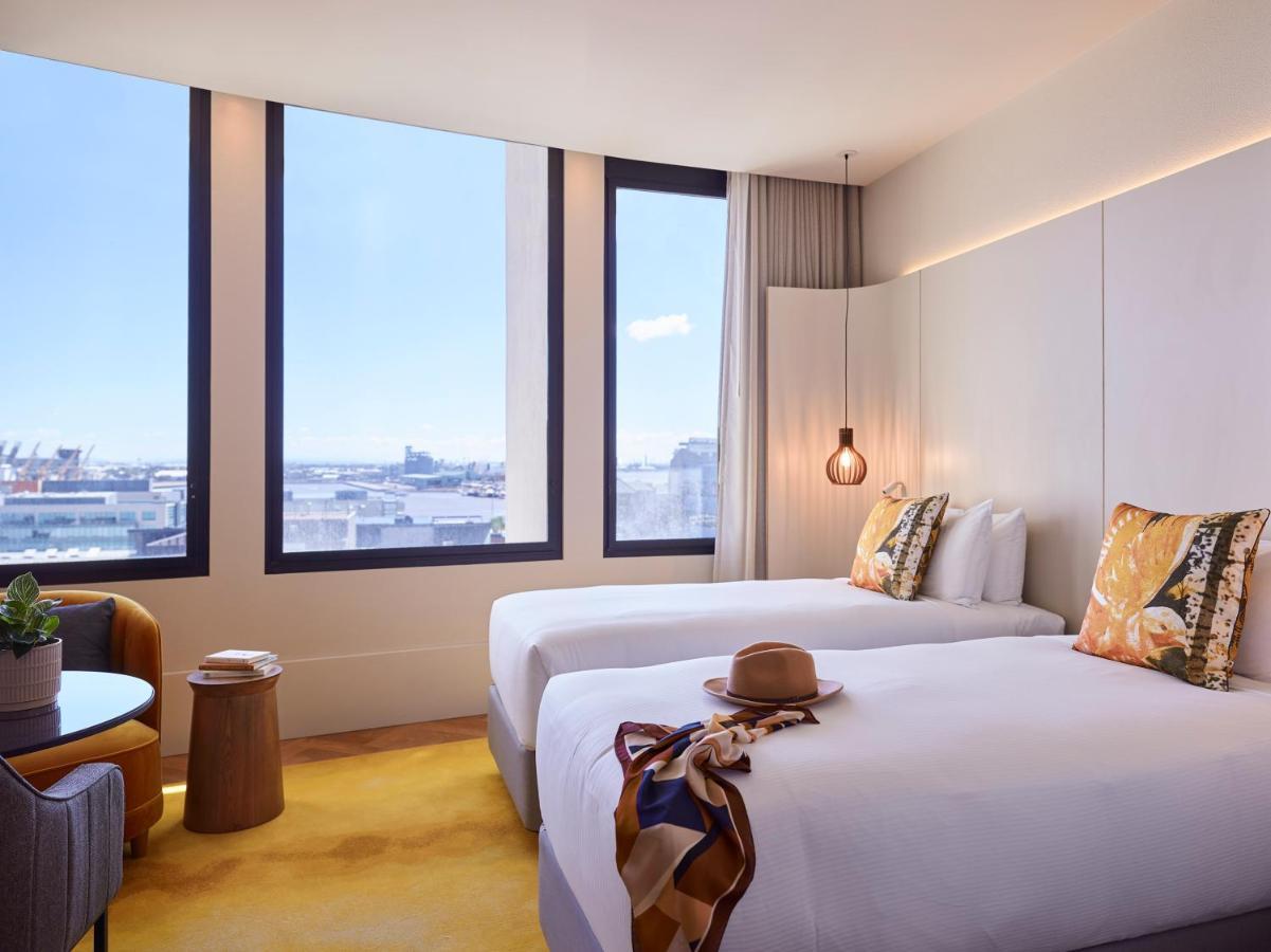 Crystalbrook Kingsley Hotell Newcastle Exteriör bild A room at the hotel
